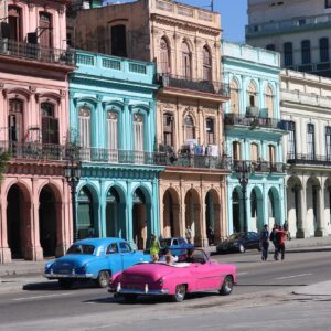 Fiestas Patrias en Cuba: Varadero y La Habana te Esperan