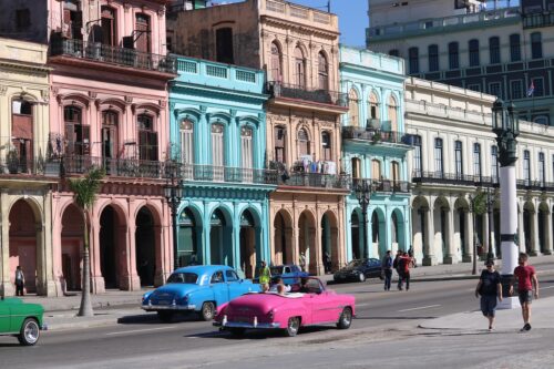 Fiestas Patrias en Cuba: Varadero y La Habana te Esperan