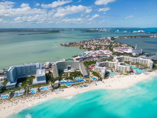 Cancún: ¡Tu Aventura Caribeña Comienza Aquí!